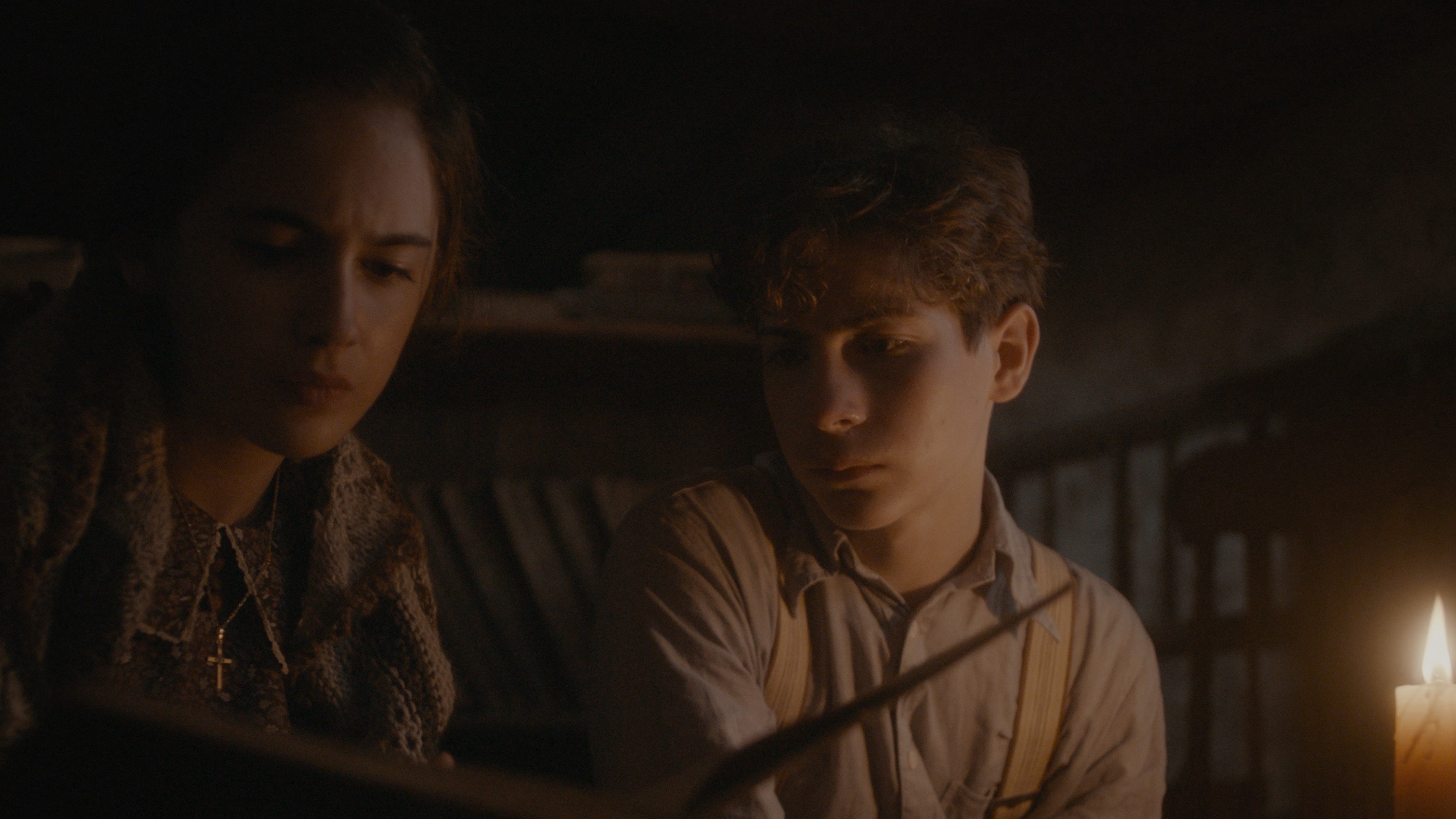 Hài Cốt Thầm Thì Hài Cốt Thầm Thì